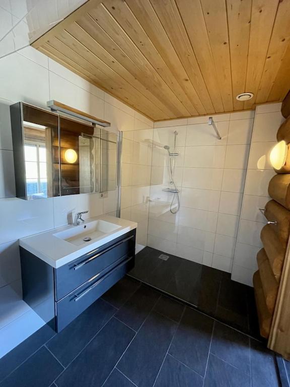 Unieke Houten Villa Met Sauna In Twente - 5P Den Ham Kültér fotó
